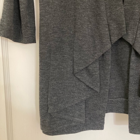 Anthropologie grey cardigan - Picture 3 of 7
